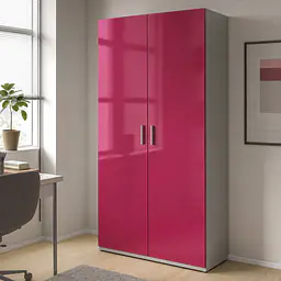 Möbelfolie Pink glänzend – kräftiges Einfarbdekor auf Schrank